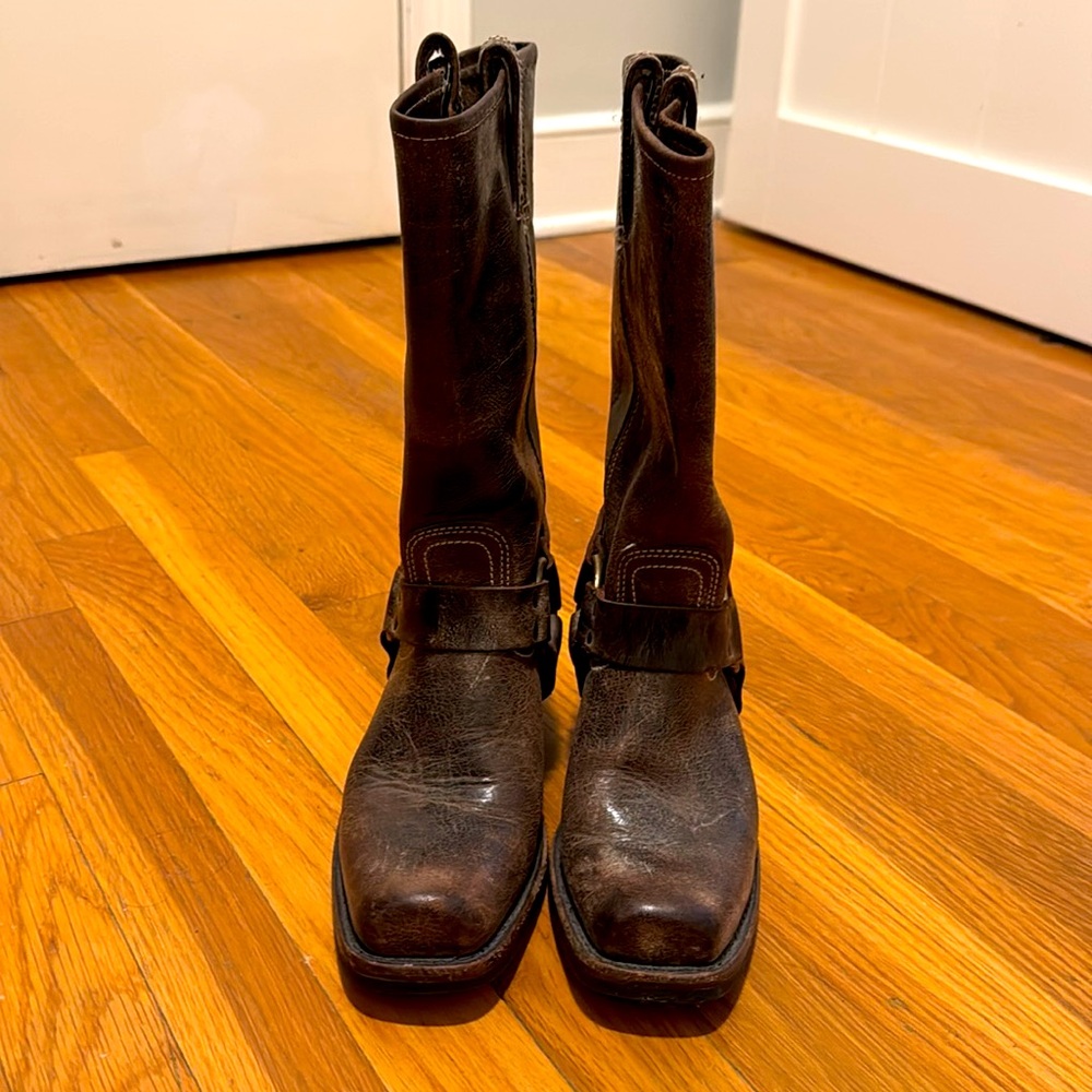 Boots - Picture 2 of 10